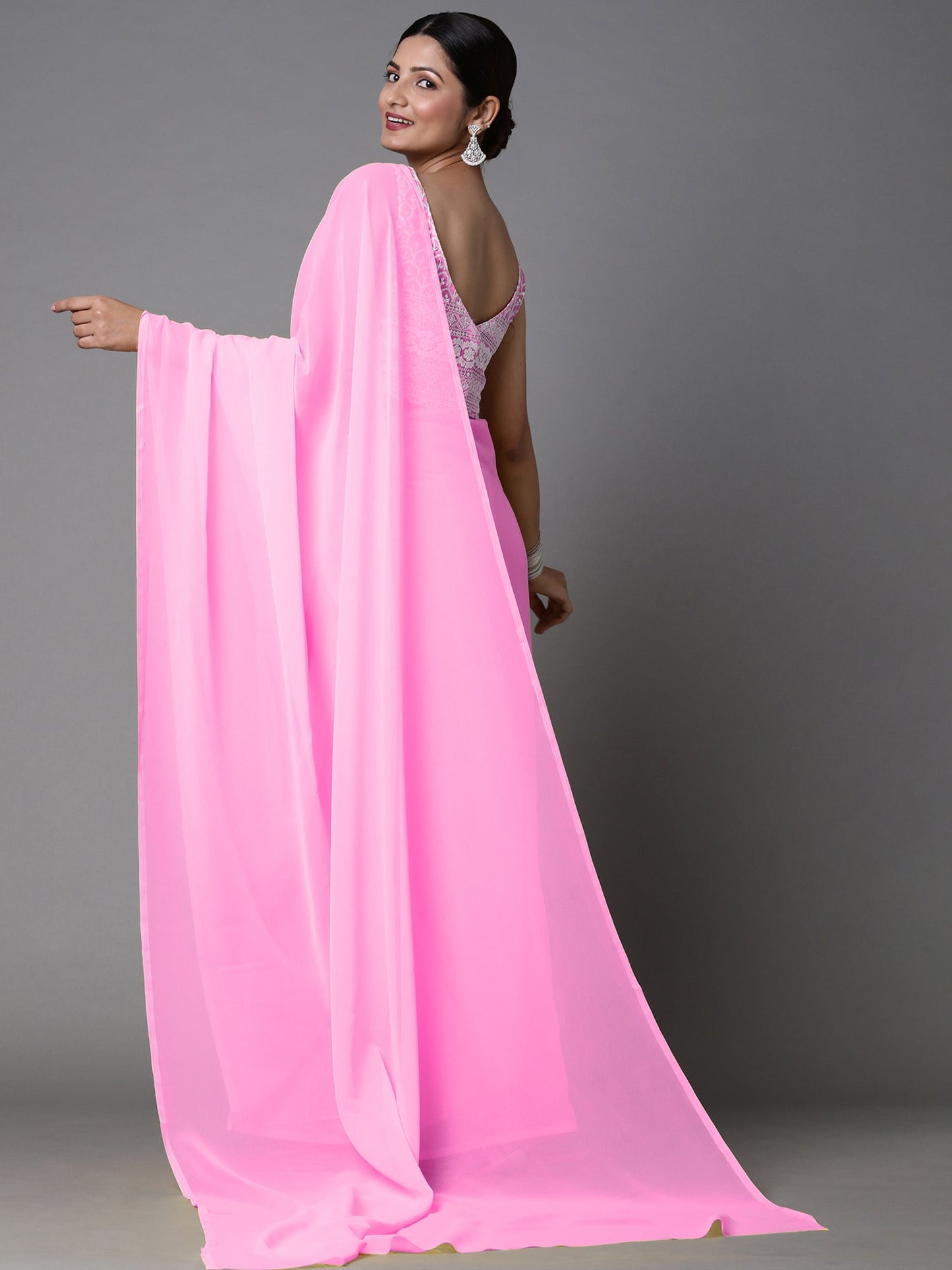 Women's Georgette Pink Embellished Celebrity Saree With Blouse Piece