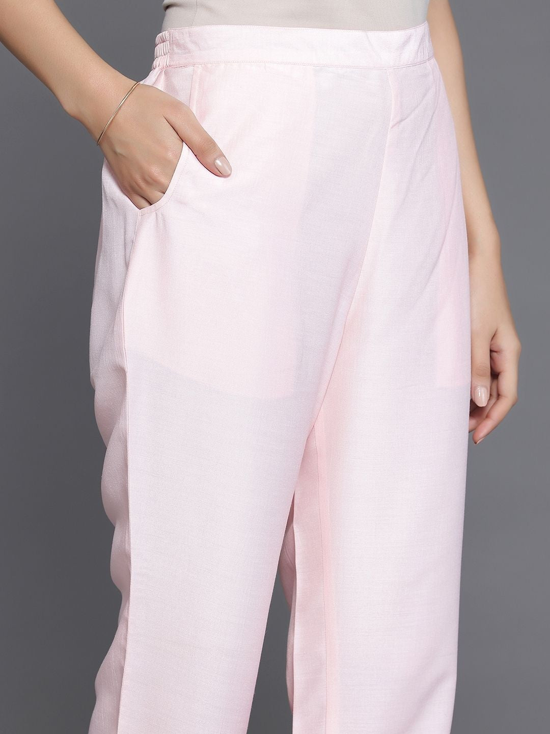 Women Regular Kurta with Trousers & With Dupatta