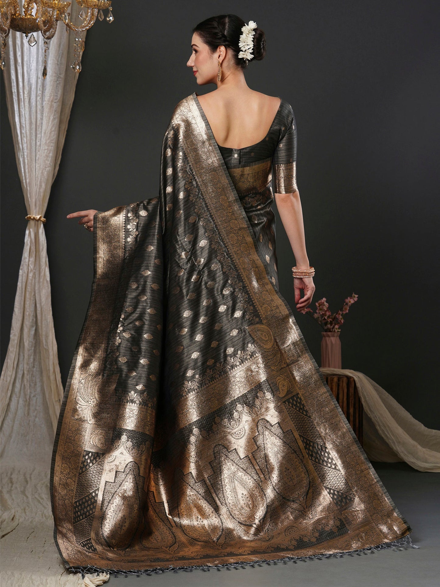 Women's Silk Blend Grey Woven Design Designer Saree With Blouse Piece
