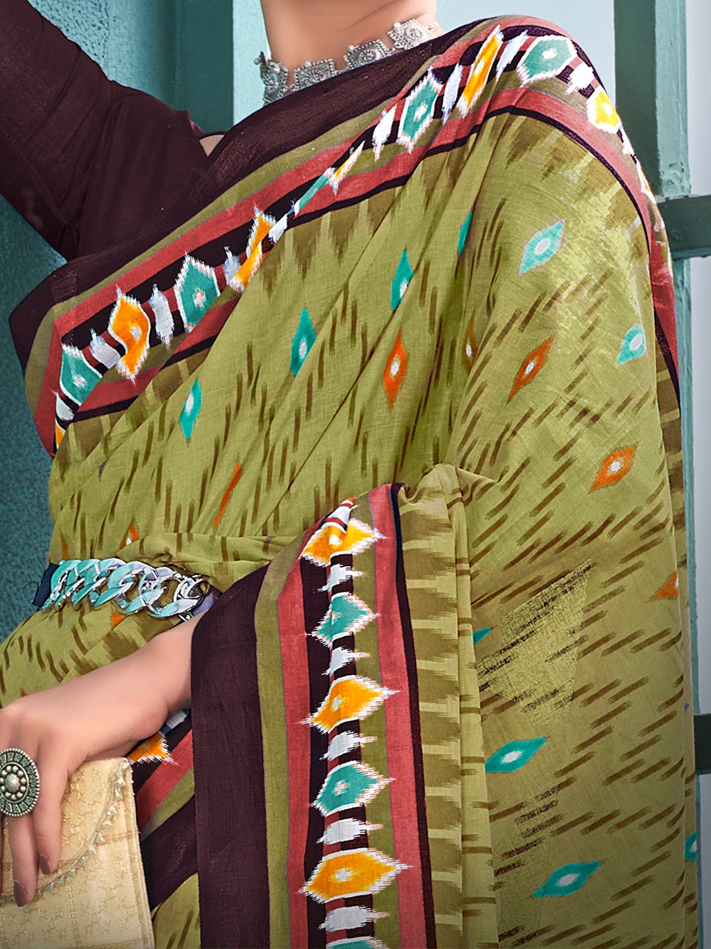 Women's Cotton Olive Printed Designer Saree With Blouse Piece