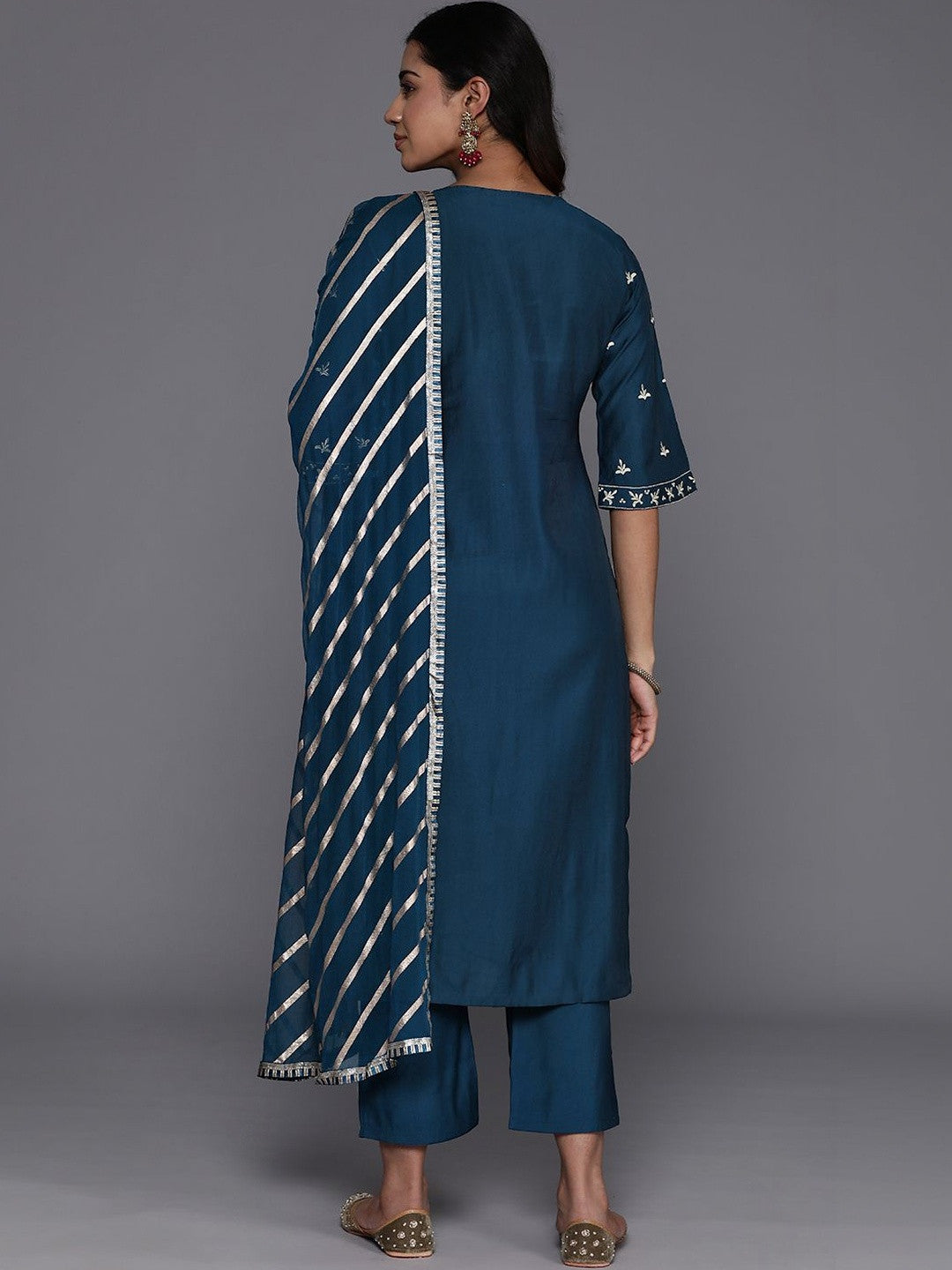 Women Ethnic Motifs Embroidered Regular Kurta with Trousers & With Dupatta
