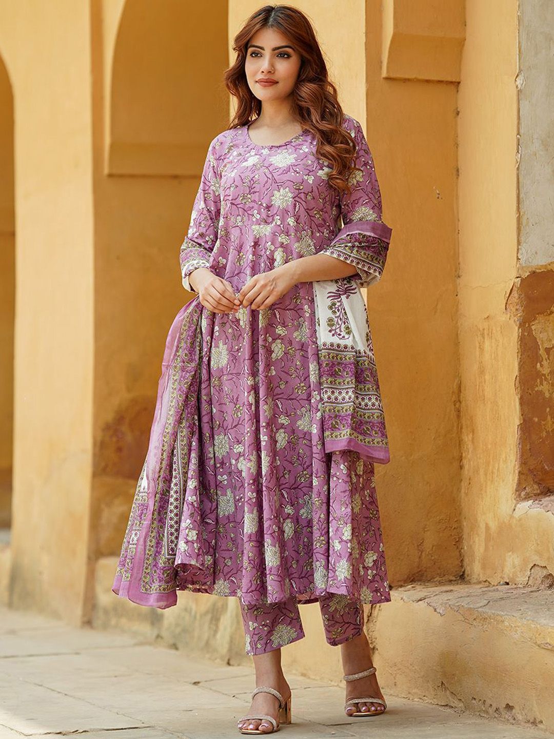 Dhiyona KL Floral Printed Pure Cotton Anarkali Kurta With Trousers & Dupatta