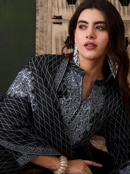 Ethnic Motifs Woven Design Mandarin Collar Straight Kurta With Trouser & Dupatta