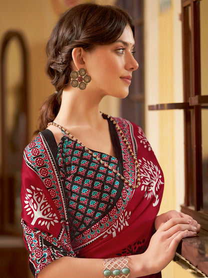 Women's Crepe Red Printed Designer Saree With Blouse Piece
