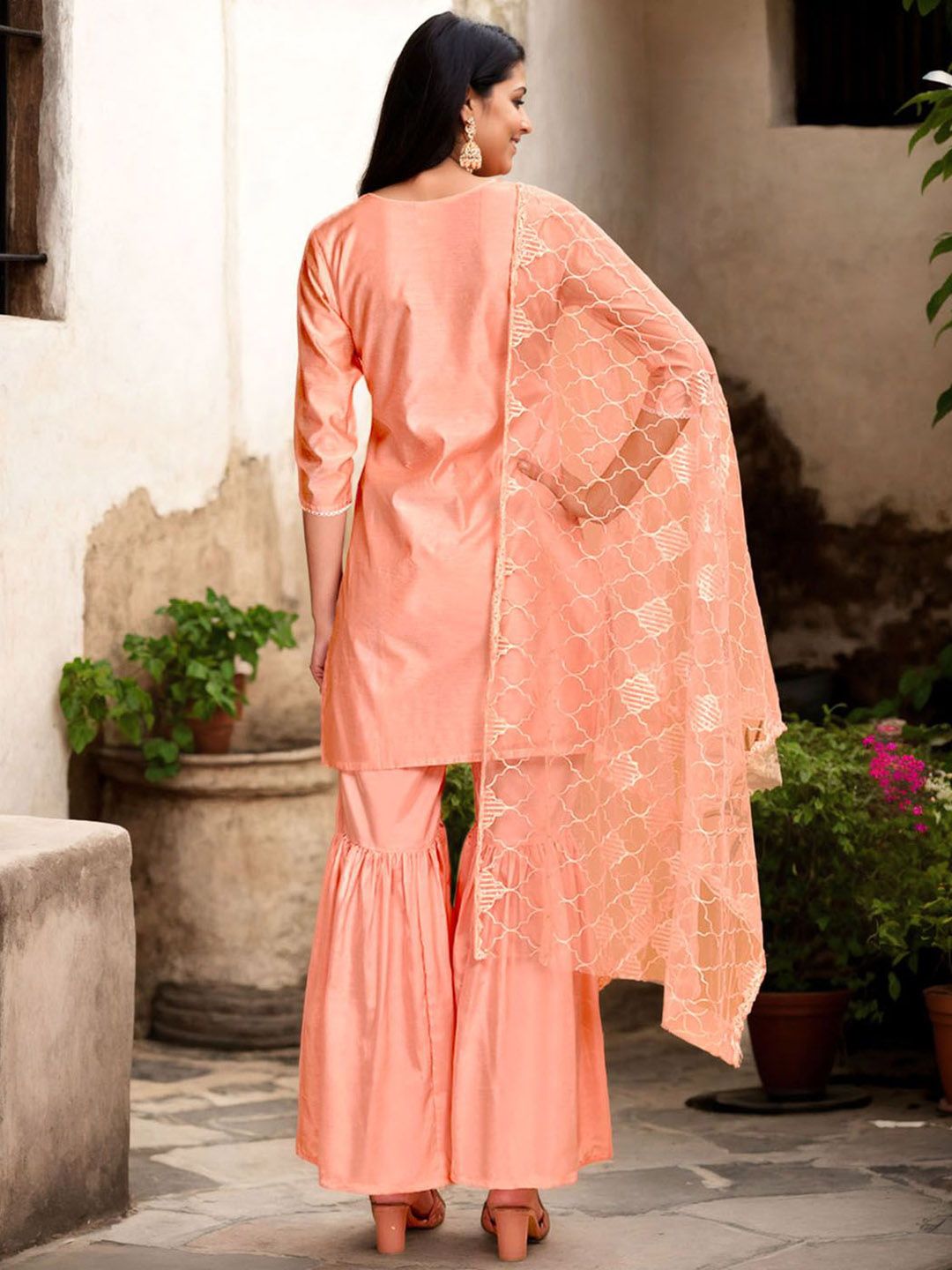 Dhiyona AN Women Embroidered Regular Thread Work Chanderi Cotton Kurta with Sharara & With Dupatta