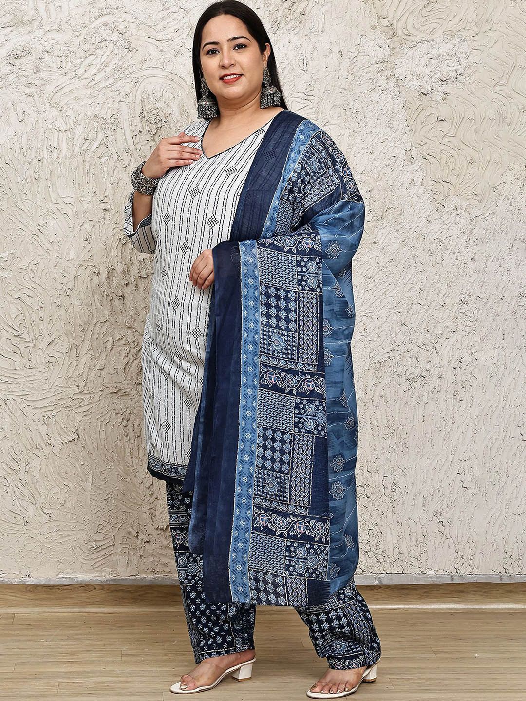 Dhiyona KL Women Plus Size Ethnic Motifs Printed Kurta with Salwar & Dupatta