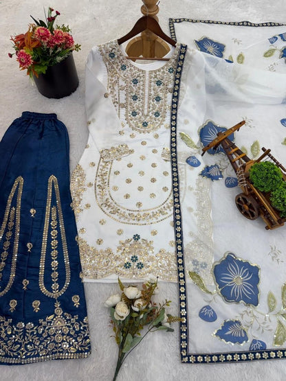 Dhiyona KL Women Ethnic Motifs Embroidered Regular Sequinned Kurta with Sharara & With Dupatta