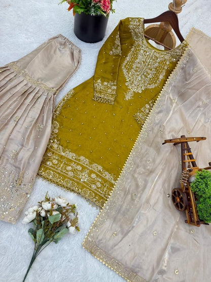 Dhiyona KL Women Ethnic Motifs Embroidered Regular Thread Work Kurta with Sharara & With Dupatta