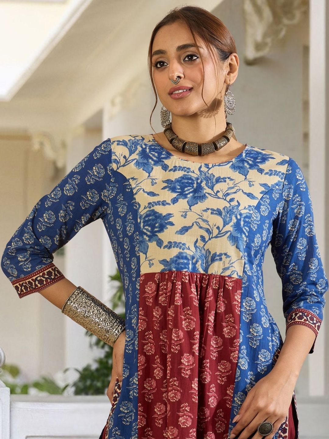 Dhiyona IE Women Floral Printed Panelled Pure Cotton Kurta with Trousers