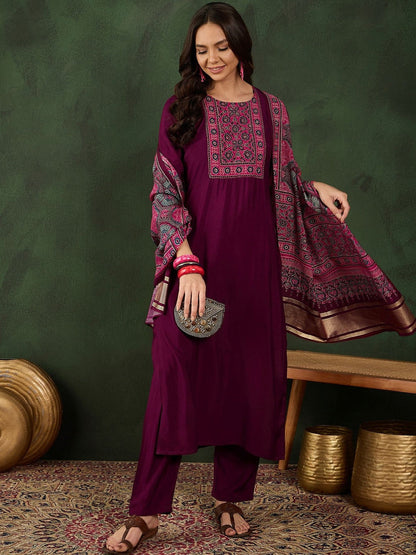 Printed Round Neck Kurta & Trousers Kurta Set