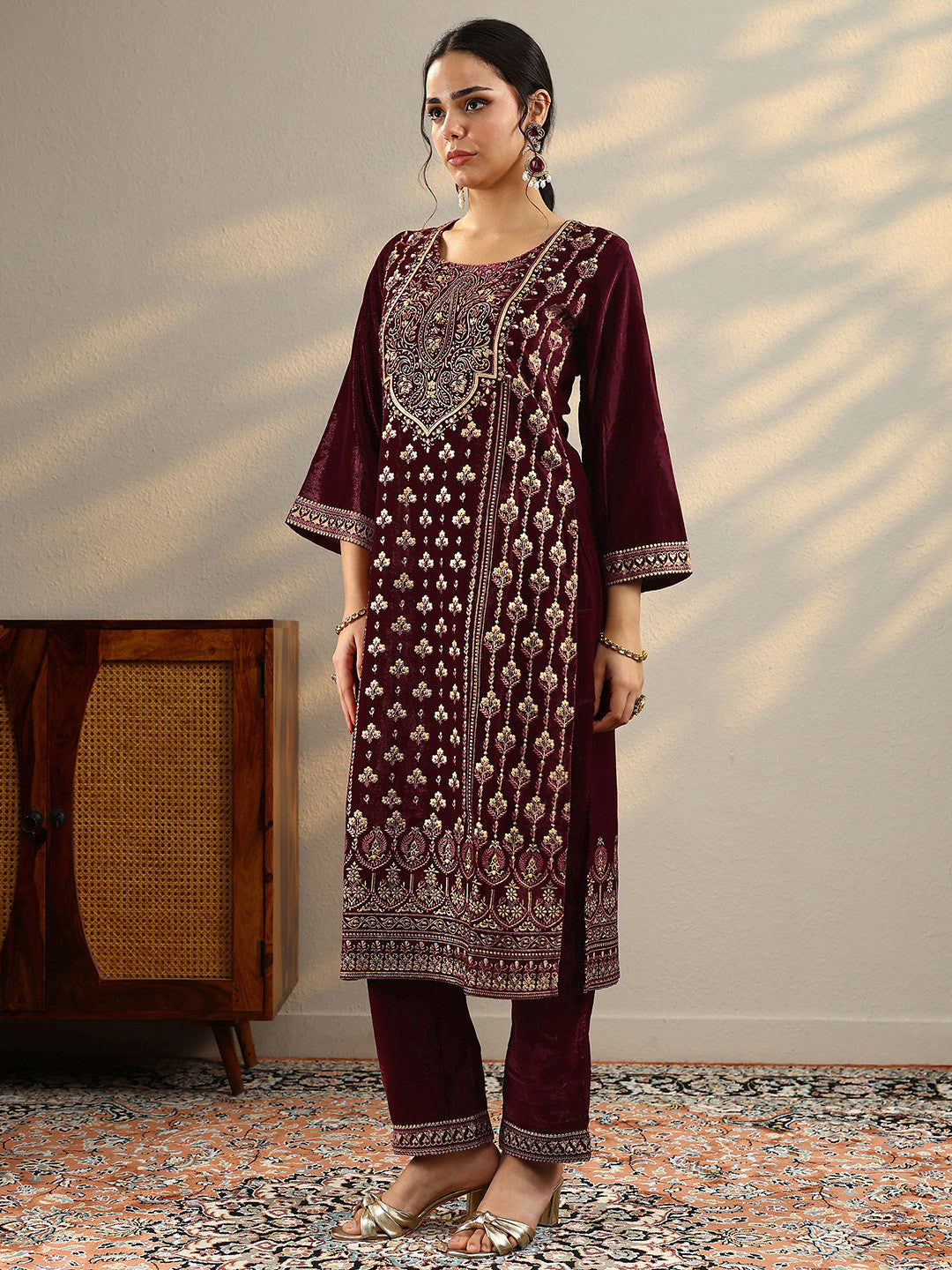 Floral Printed Straight Sequinned Velvet Kurta with Trousers & Dupatta