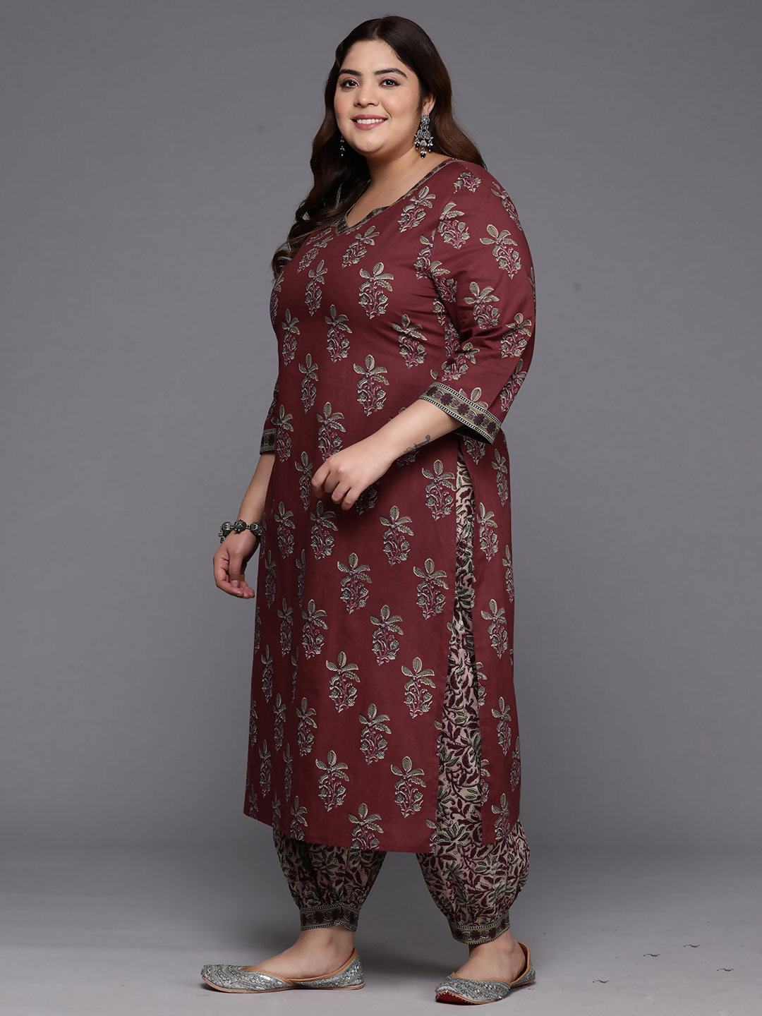 Women's Plus Size Burgundy Printed Straight Kurta Salwar With Dupatta Set