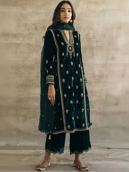 Dhiyona KL Women Ethnic Motifs Embroidered Regular Velvet Kurta with Palazzos & With Dupatta