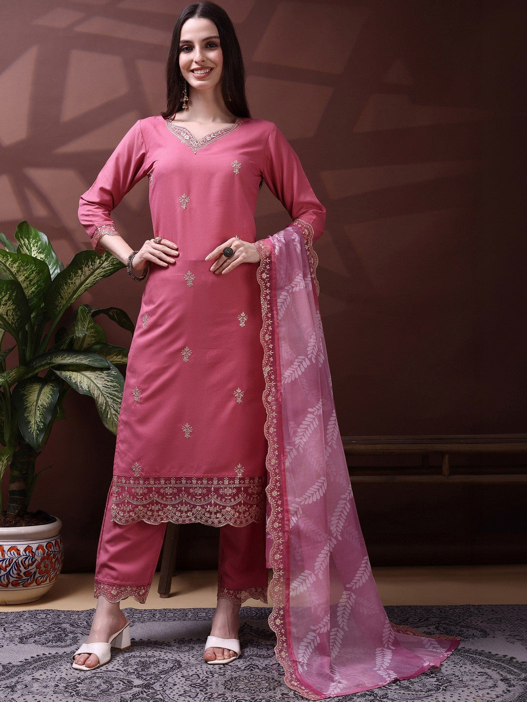 Embroidered Sweetheart Neck Kurta & Trousers With Dupatta