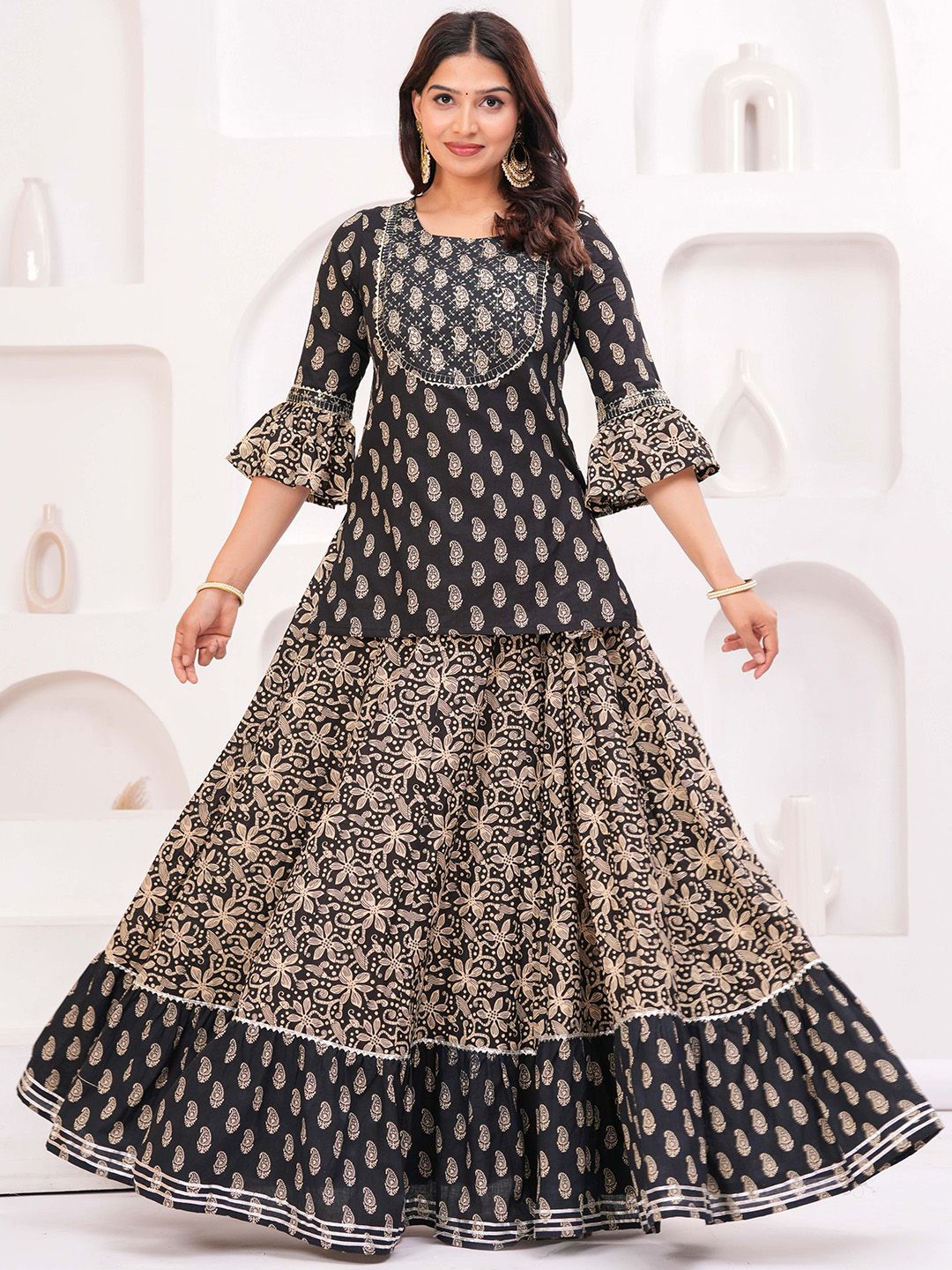 Dhiyona KL Women Paisley Printed Cotton Kurti with Skirt & Dupatta