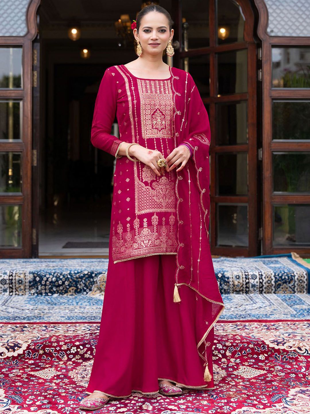 Dhiyona CH Women Jacquard Kurta with Plazzo and Embroidered Dupatta