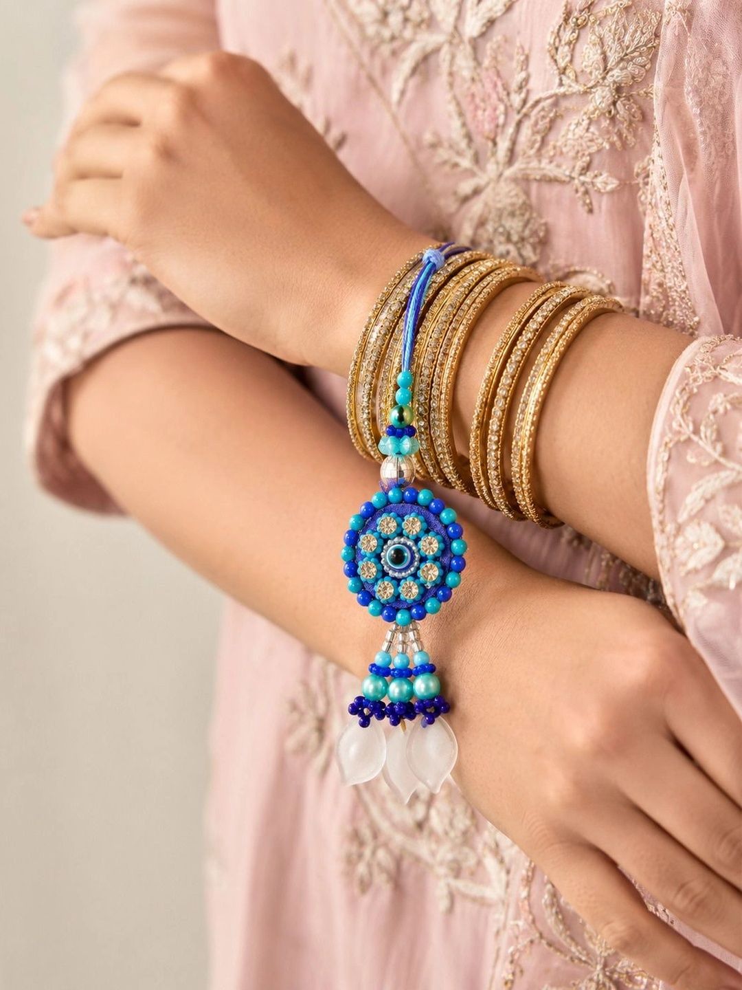 Dhiyona Rakhi