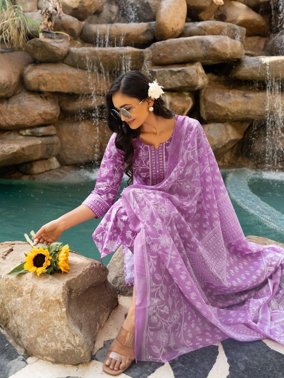 Dhiyona KL Women Purple Pure Cotton Kurta Sets