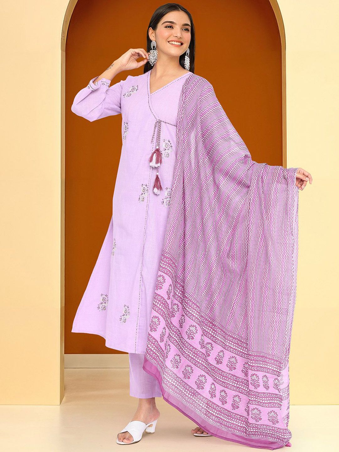 Dhiyona IS Women's Women Floral Embroidered Pure Cotton Kurta with Trousers & With Dupatta