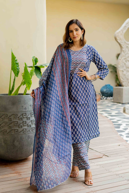Dhiyona KL Floral Printed Round Neck Mirror Work Pure Cotton Kurta With Trousers & Dupatta