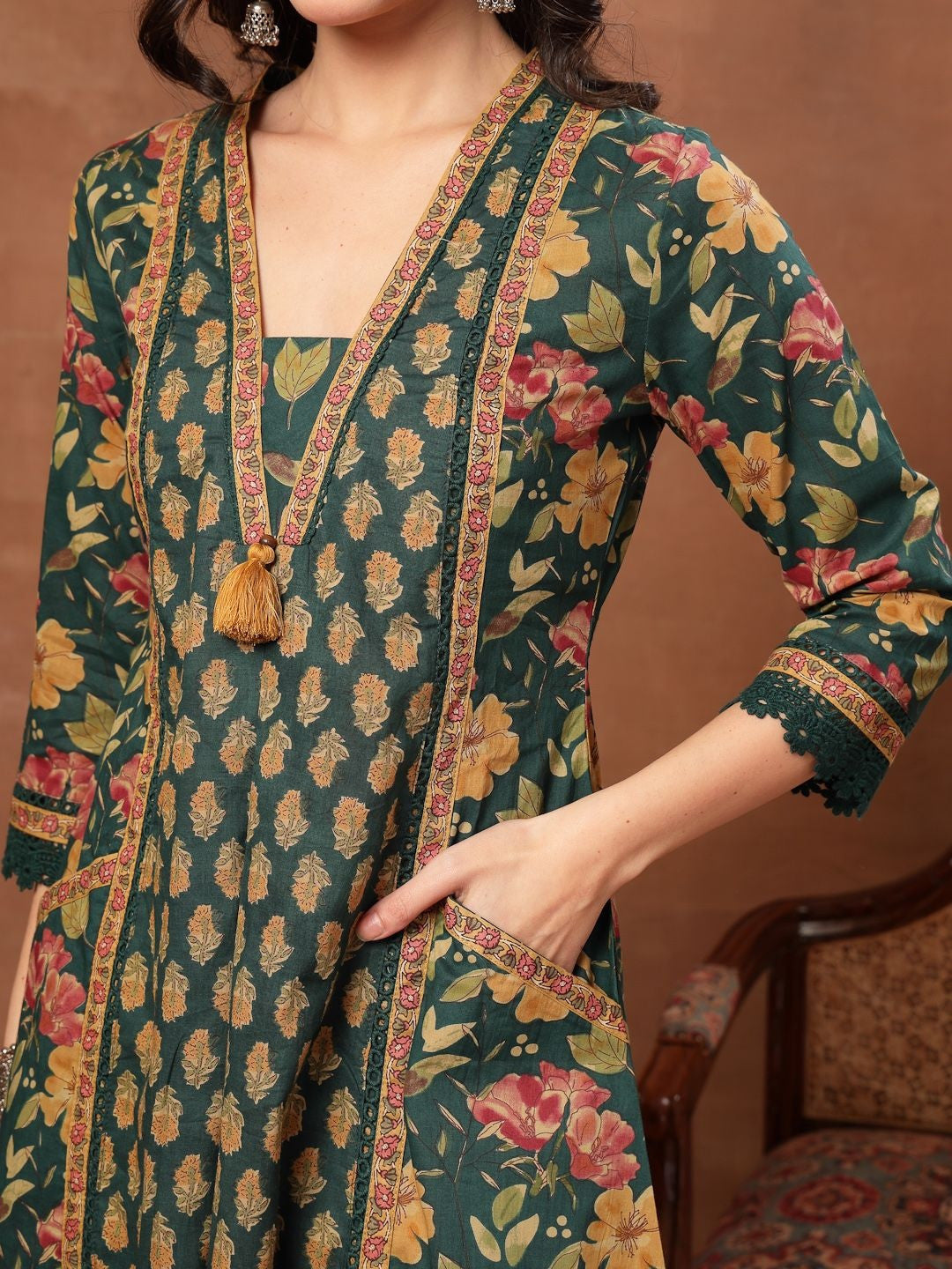 Printed Pure Cotton V-Neck Kurta & Palazzos Kurta Set