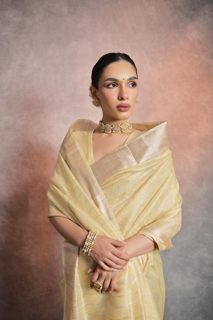 Dhiyona GR Women's Yellow Soft Mulberry Tissue Cotton Saree