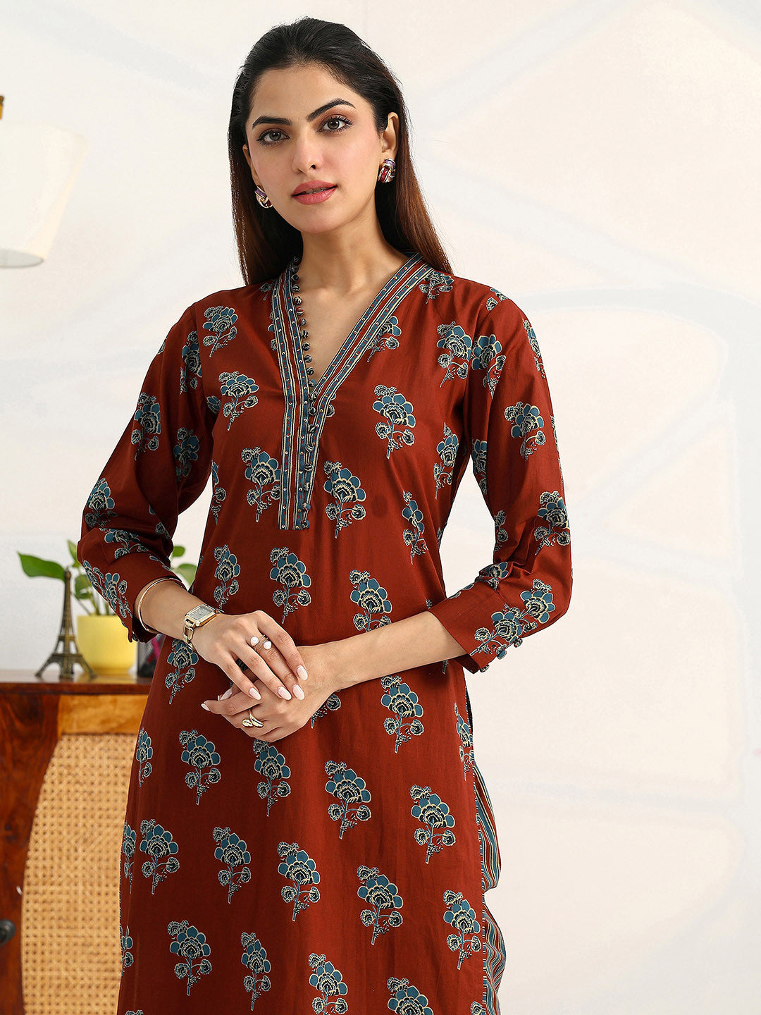 Women Ethnic Motifs Printed Regular Cotton Blend Kurta with Trousers & With Dupatta