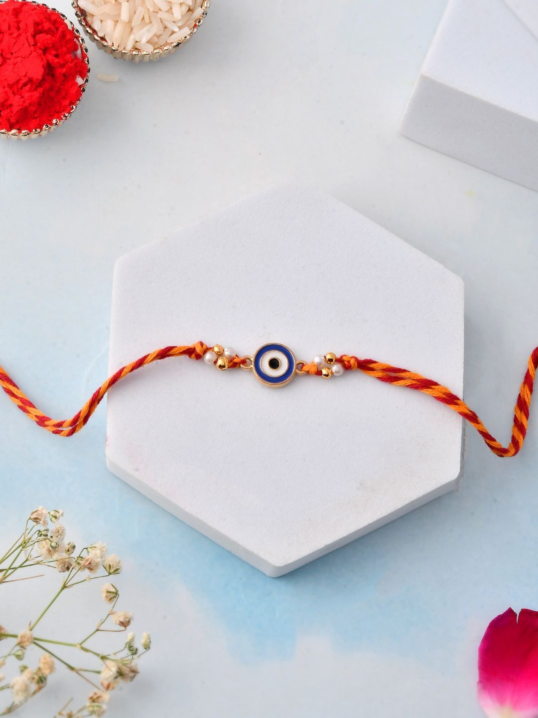 Dhiyona Rakhi