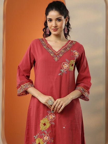 Women Floral Embroidered Regular Thread Work Kurta with Trousers & Dupatta