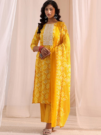Women Ethnic Motifs Printed Regular Kurta with Trousers & With Dupatta