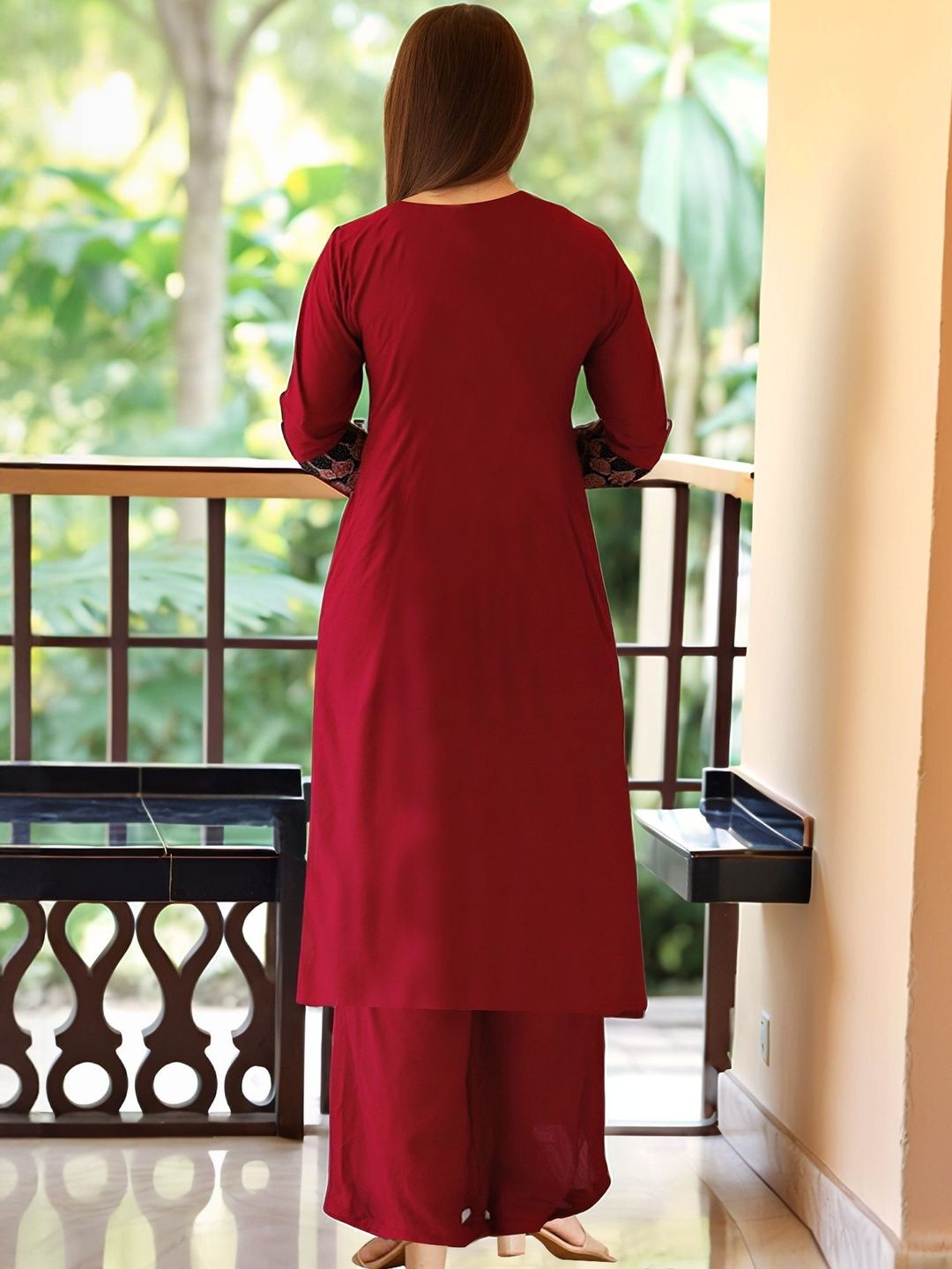 Dhiyona KL Plus Size Ethnic Motifs Yoke Design Thread Work Kurta & Palazzos With Dupatta