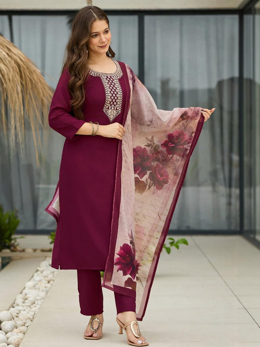 Dhiyona KL Women Maroon Viscose Rayon Yoke Design Kurta Sets