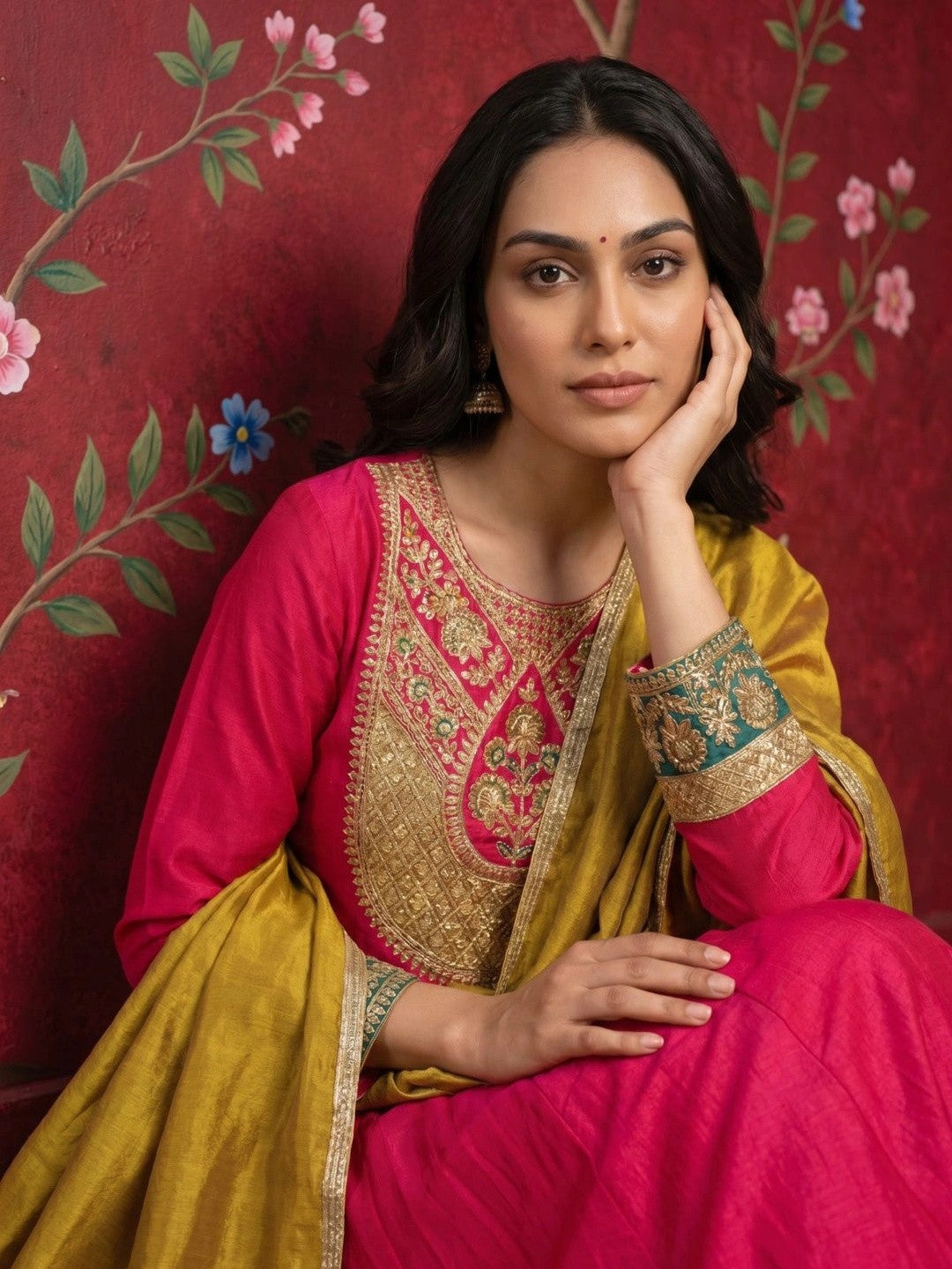 Women Ethnic Motifs Embroidered Regular Kurta with Trousers & With Dupatta