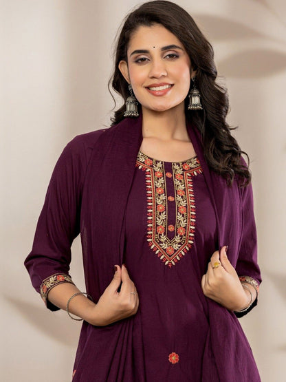 Women Ethnic Motifs Embroidered Regular Thread Work Pure Cotton Kurta with Trousers & With Dupatta