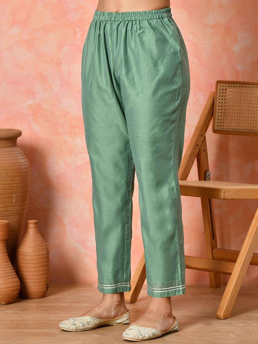 Women Geometric Woven Design Kurta with Trousers & Dupatta