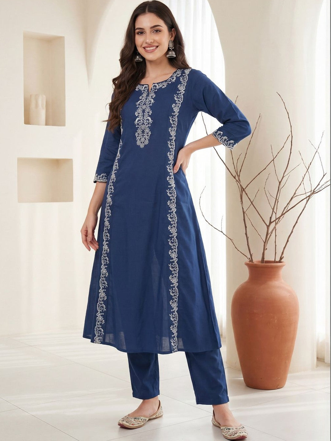 Women Ethnic Motifs Embroidered Regular Thread Work Pure Cotton Kurta with Trousers