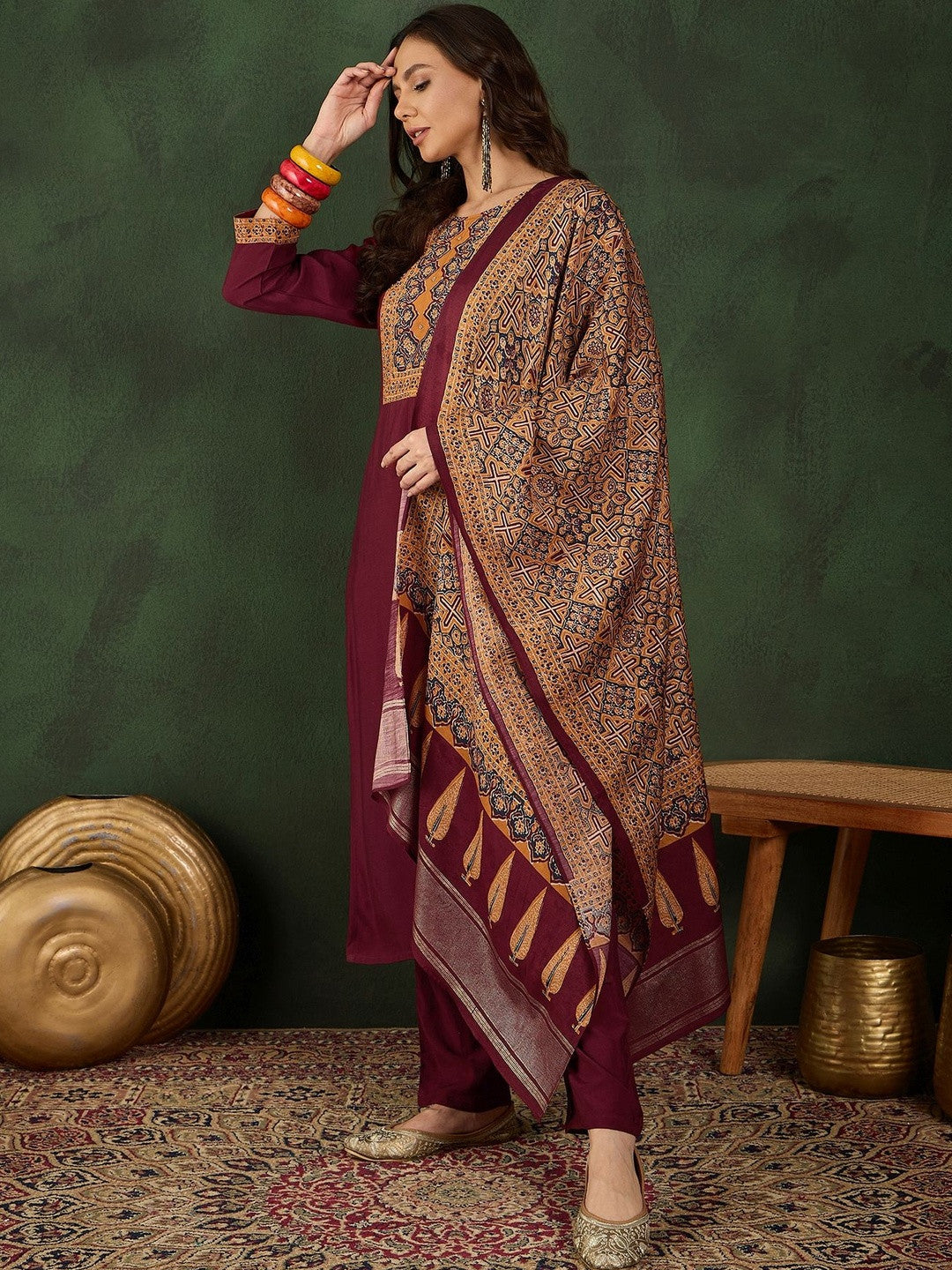 Printed Round Neck Kurta & Trousers Kurta Set