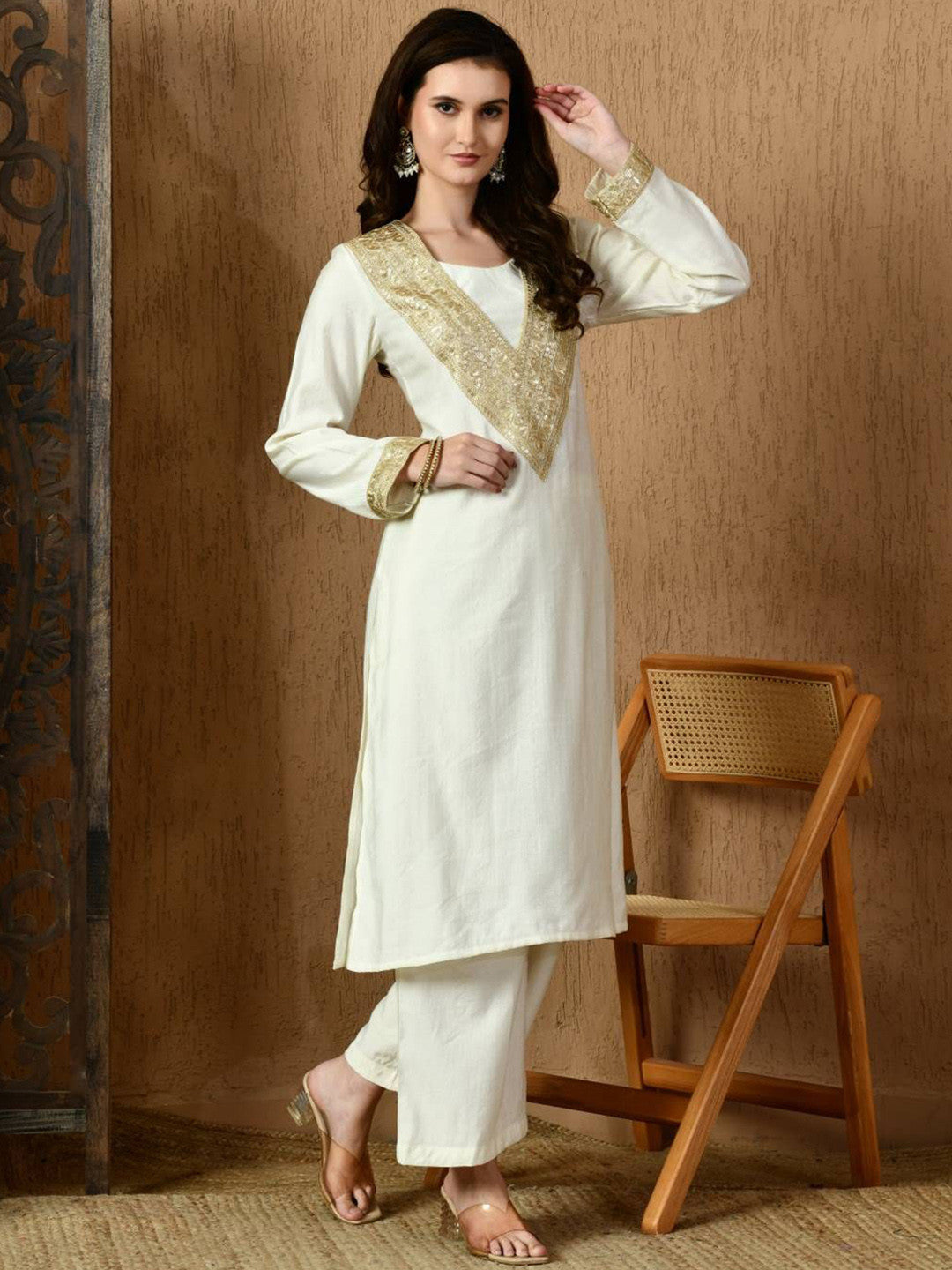 Round Neck Long Sleeves Kurta With Trousers & Dupatta