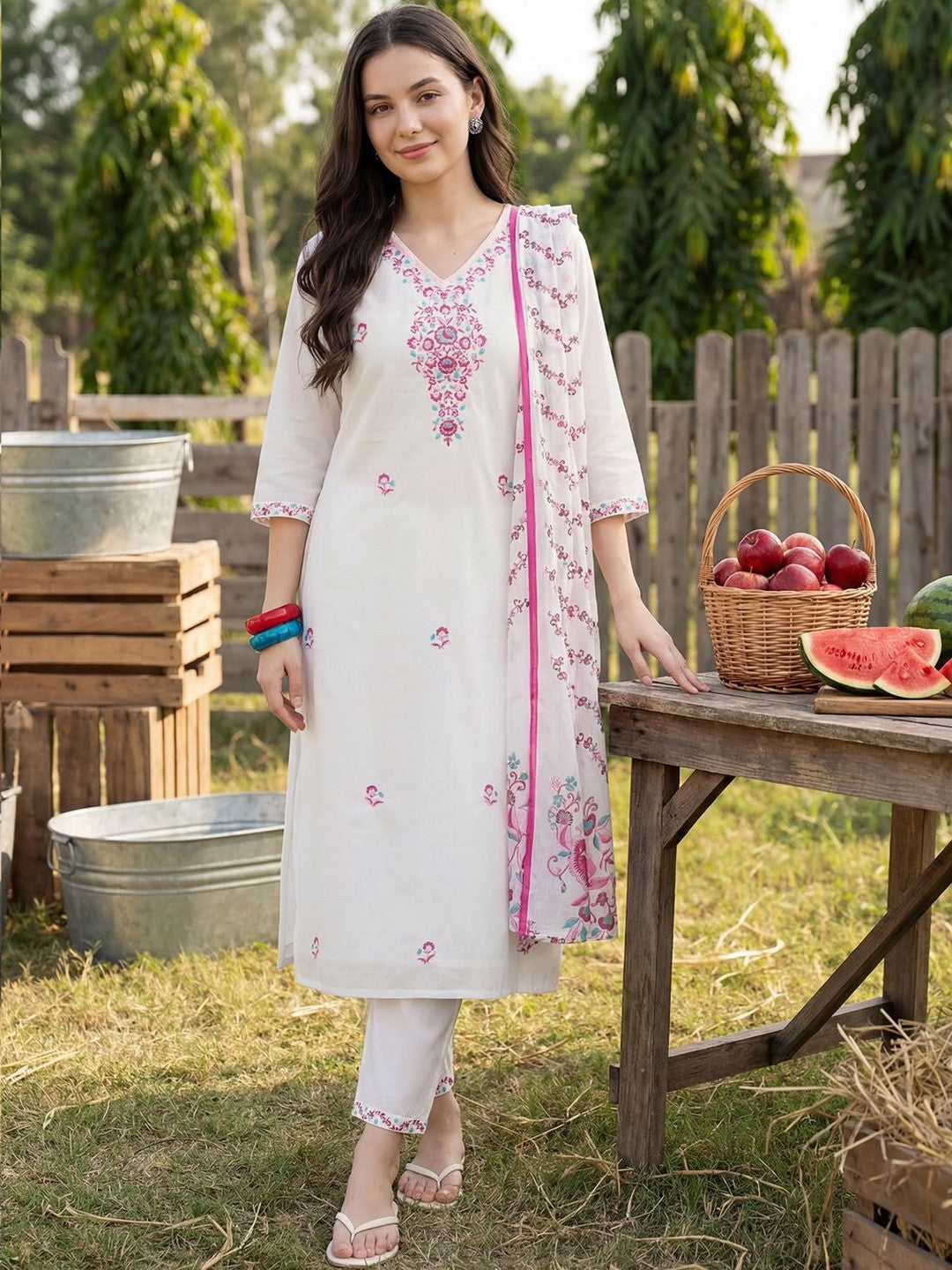 Women Floral Embroidered Regular Thread Work Pure Cotton Kurta with Trousers & With Dupatta