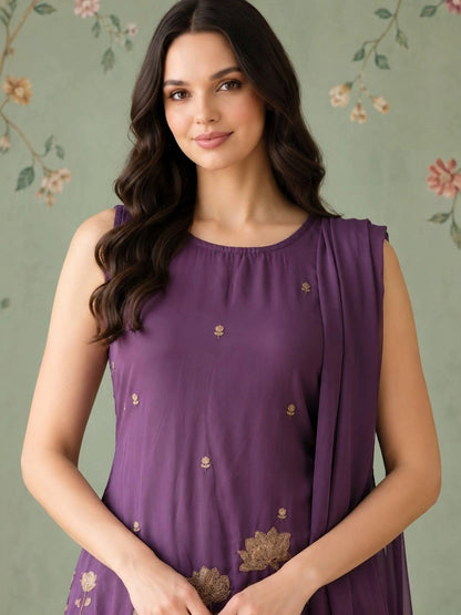 Women Floral Embroidered Regular Kurta with Sharara & With Dupatta