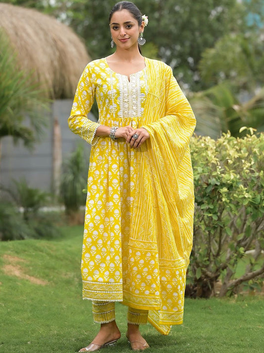 Dhiyona KL Women Printed Tiered Thread Work Pure Cotton Kurta & Trousers With Dupatta
