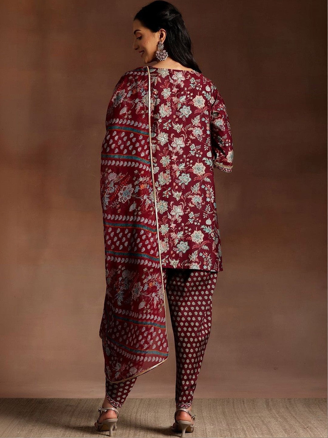 Women Floral Printed Regular Gotta Patti Kurti with Dhoti Pants & With Dupatta