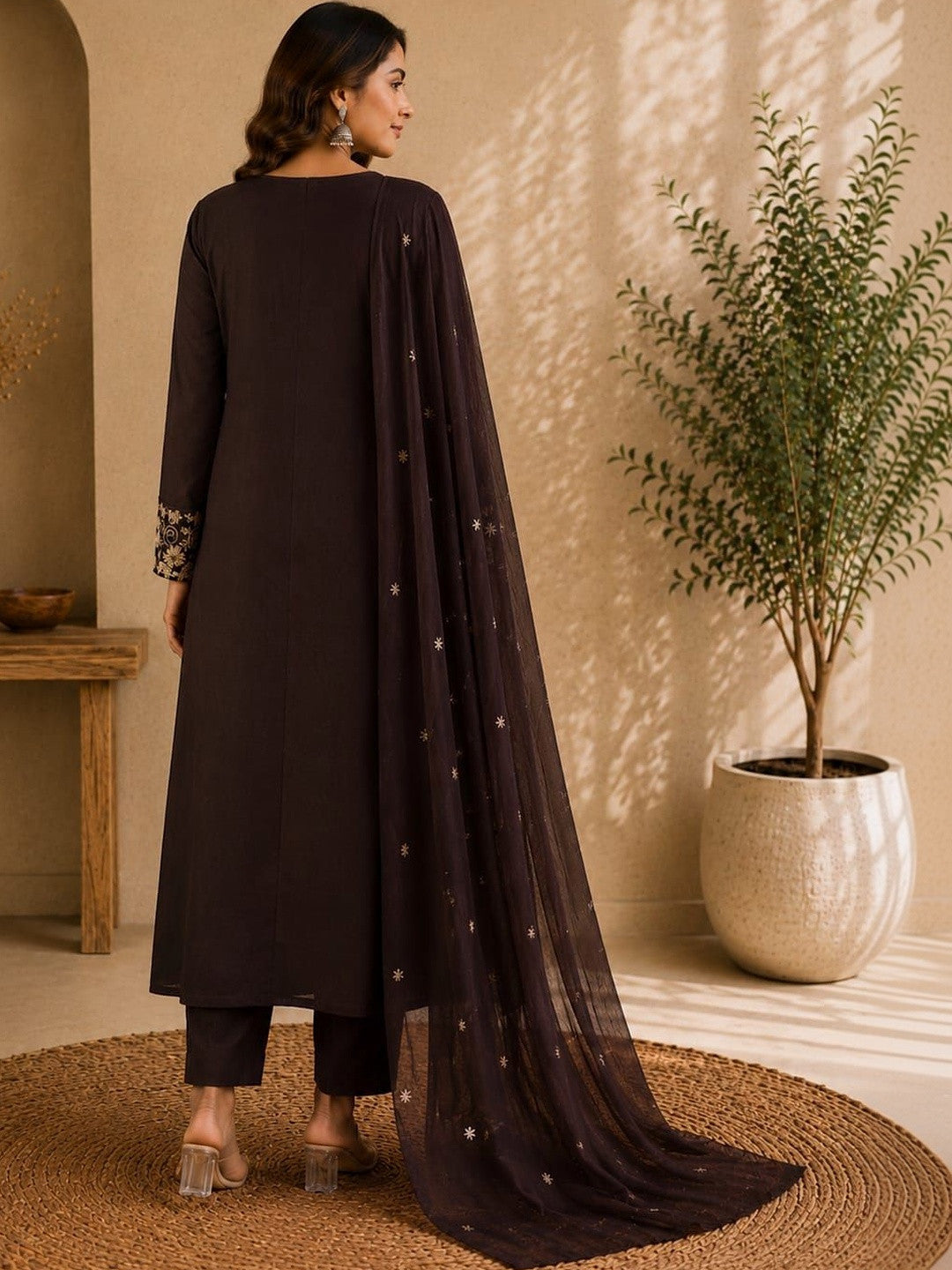 Women Floral Embroidered Empire Thread Work Pure Cotton Kurta with Trousers & With Dupatta