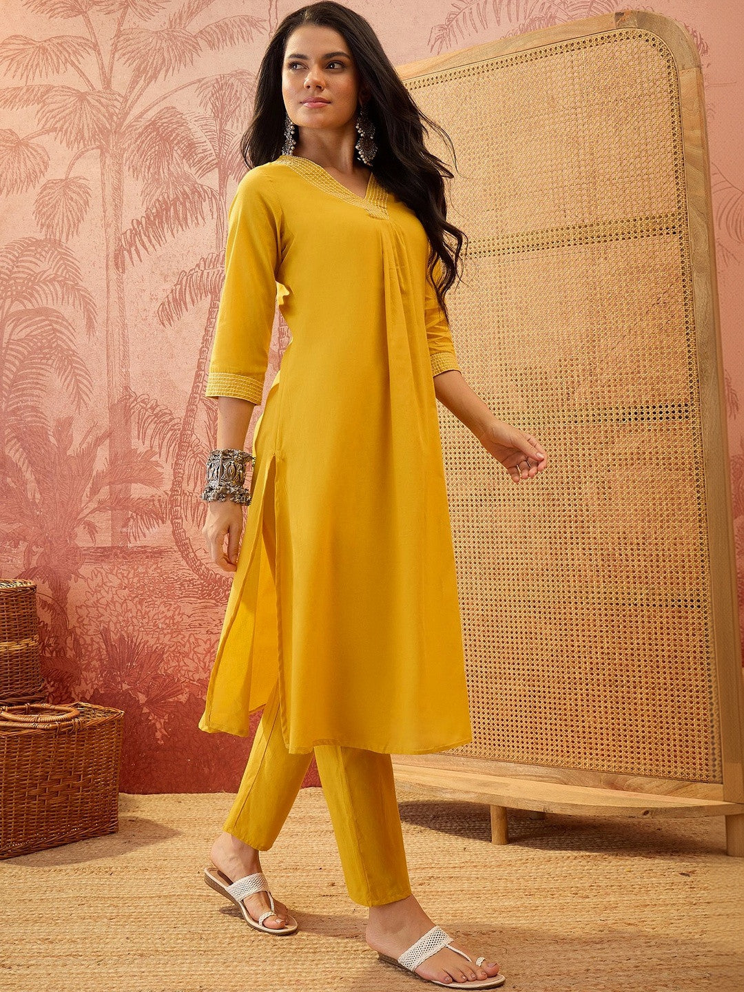 Women Regular Thread Work Pure Cotton Kurta with Trousers