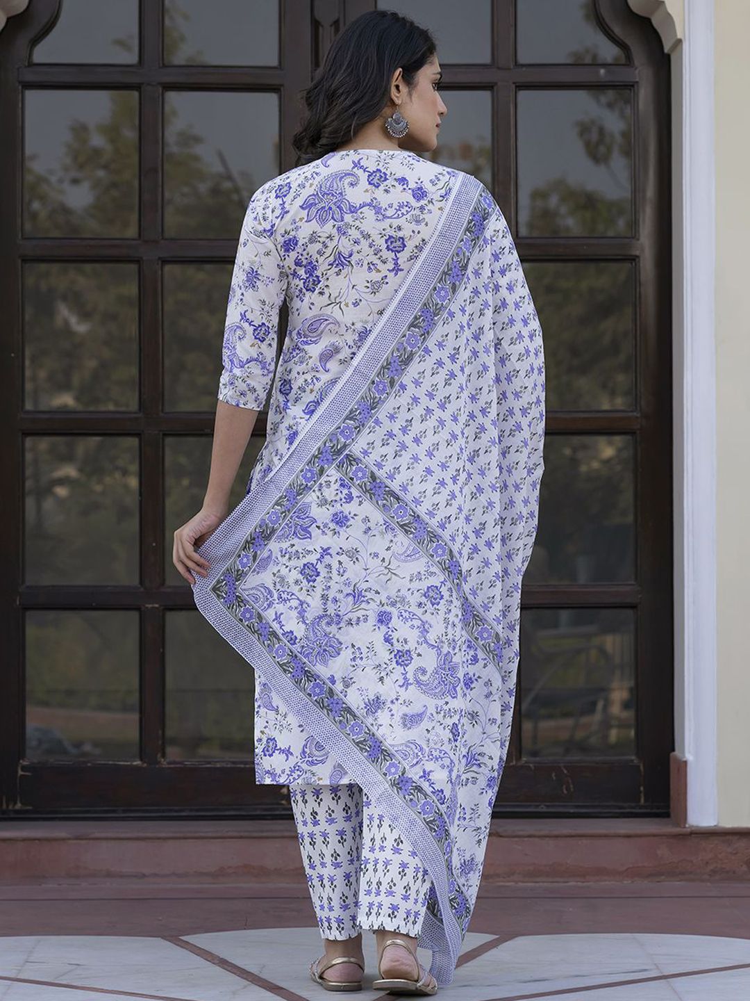 Dhiyona KL Paisley Printed Zari Pure Cotton Straight Kurta With Trouser & Dupatta
