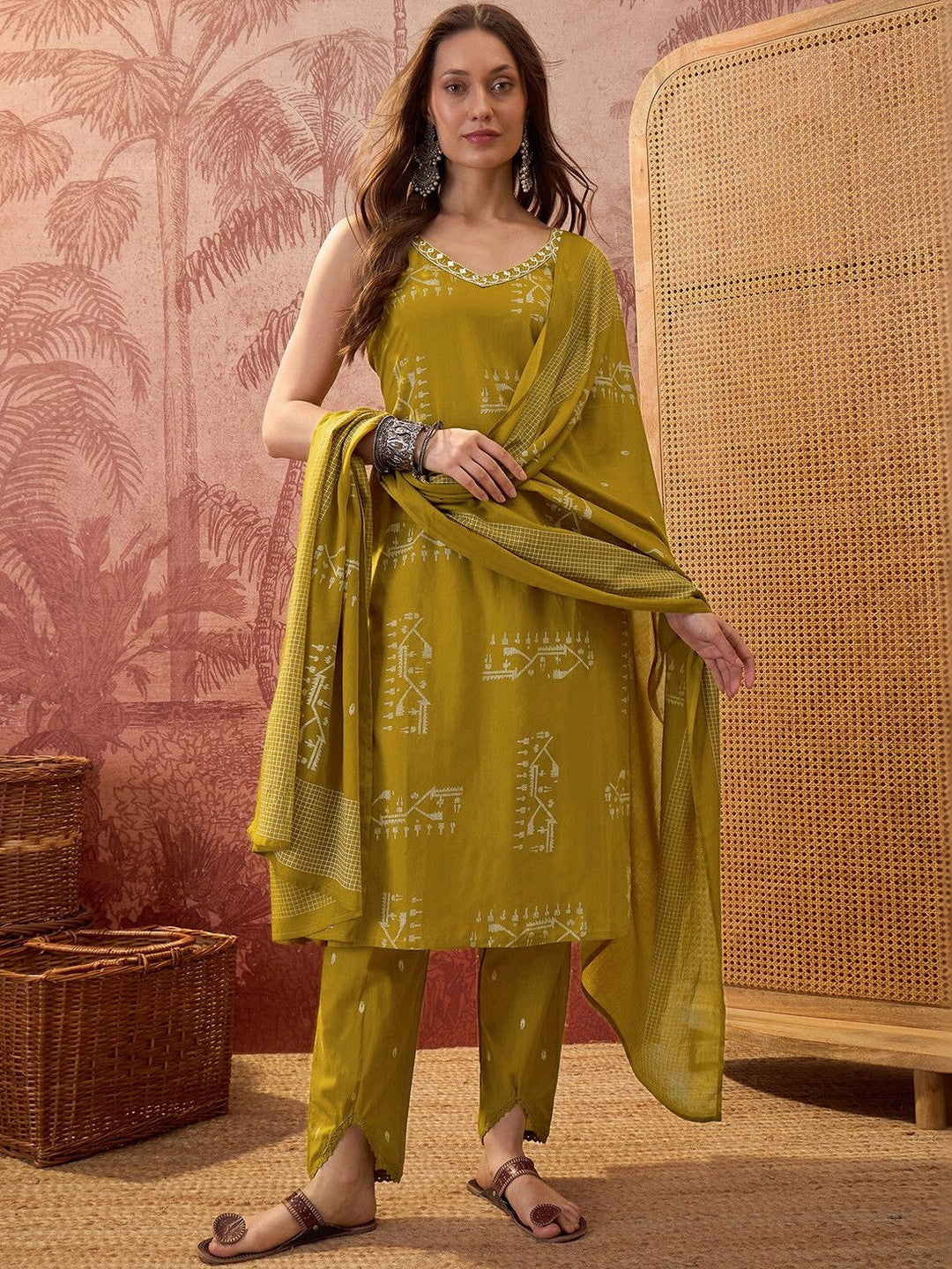 Printed V-Neck Kurta & Trousers With Dupatta