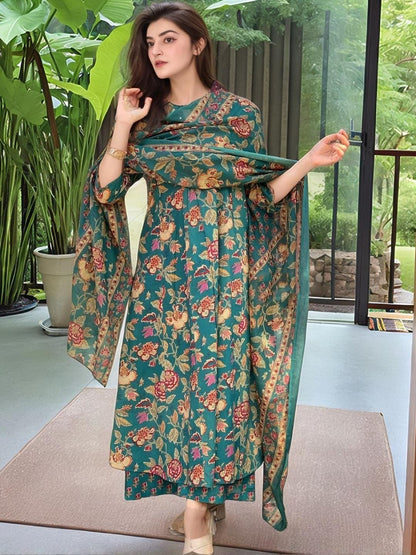 Dhiyona KL Women Green Rayon Blend Printed Anarkali Kurta Set With Dupatta