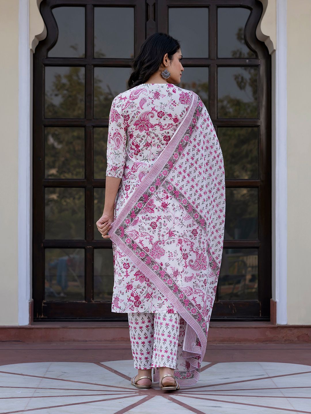Dhiyona KL Women Paisley Regular Pure Cotton Kurta with Trousers & With Dupatta