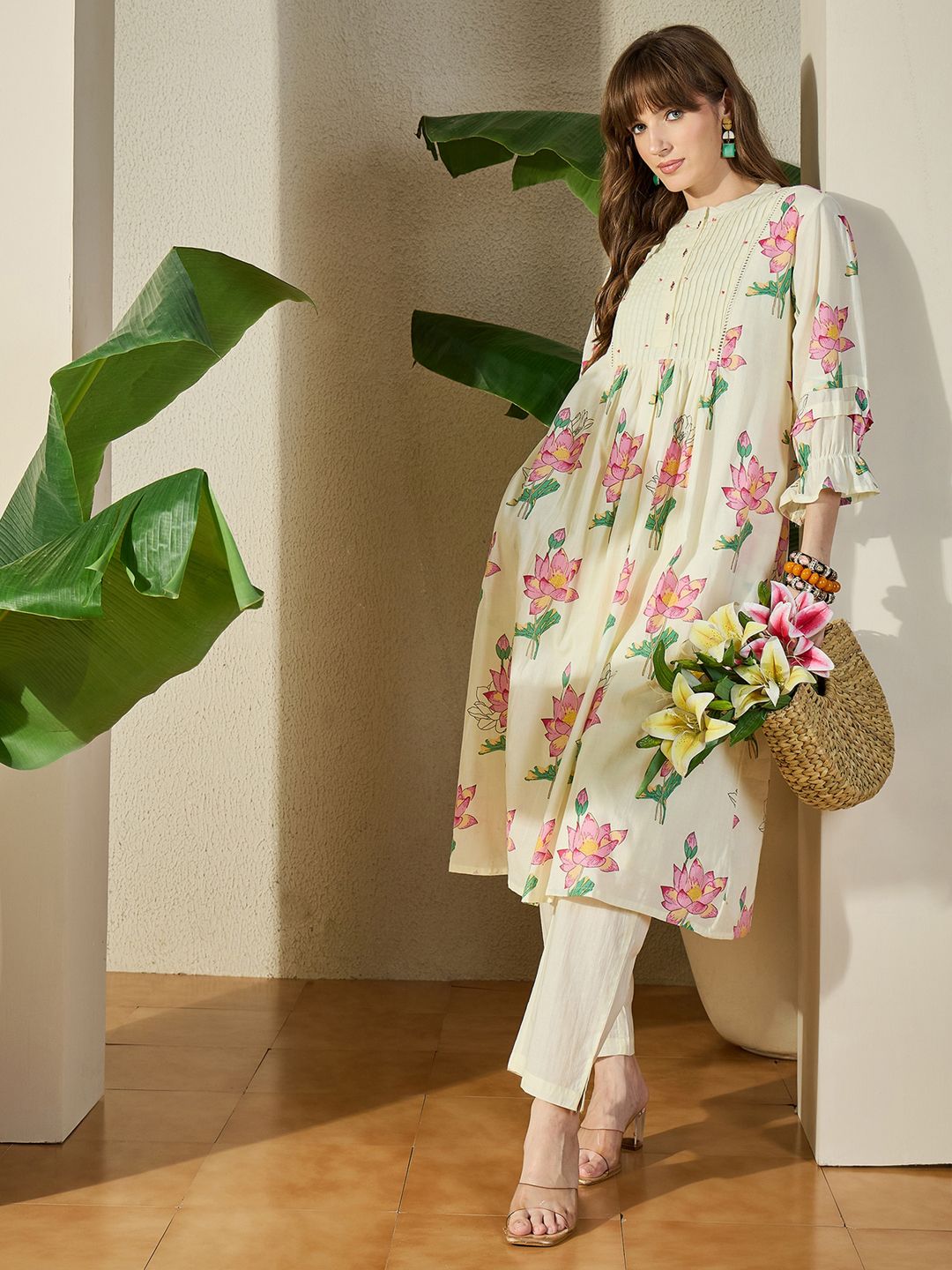 Dhiyona IE Women Floral Printed Pleated Pure Cotton Kurta with Trousers