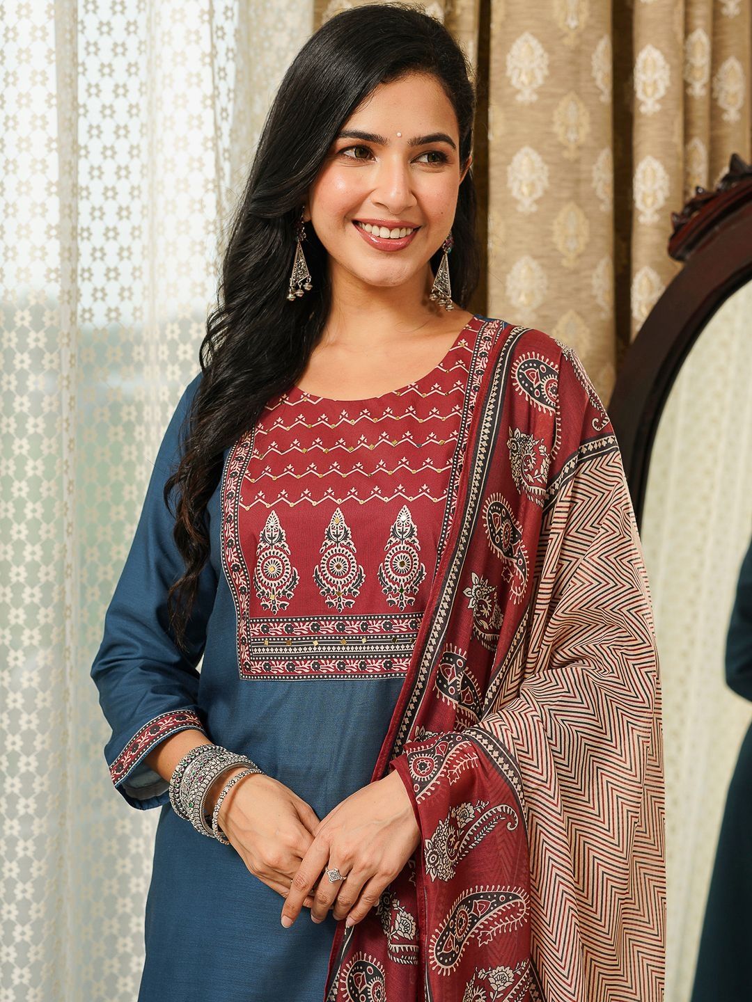 Dhiyona KL Ethnic Motifs Yoke Design Straight Kurta With Trousers & Dupatta
